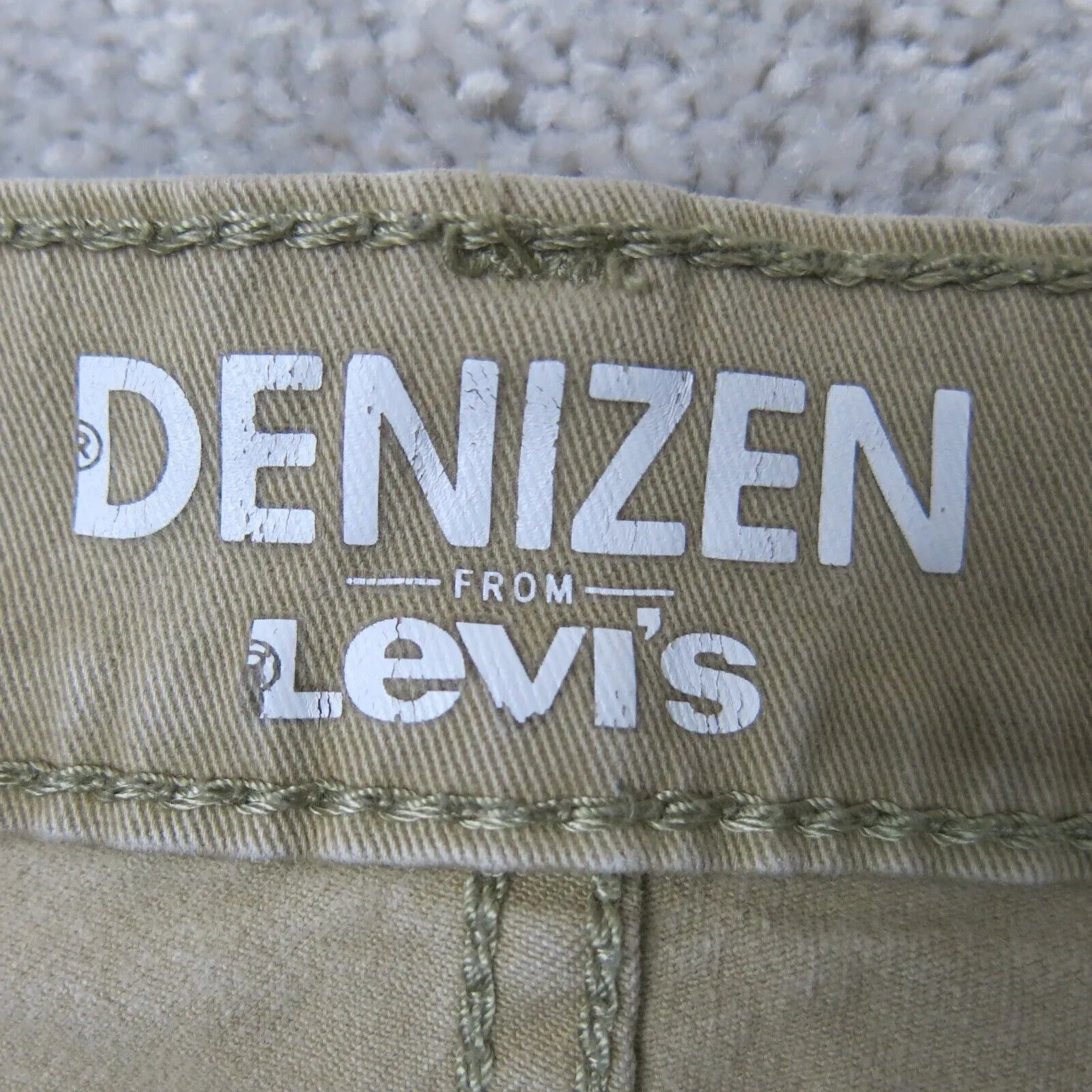 Denizen From Levis Mens Jeans Athletic Fit Straight Leg Beige Size W31XL25.5