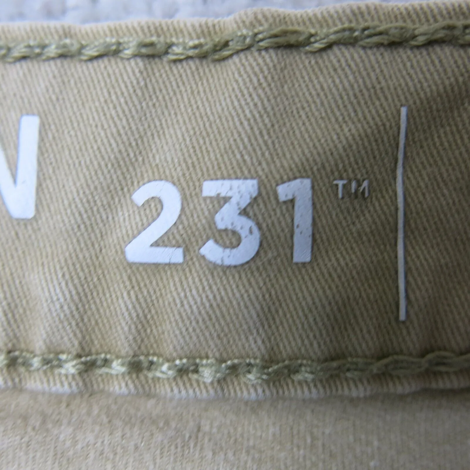 Denizen From Levis Mens Jeans Athletic Fit Straight Leg Beige Size W31XL25.5